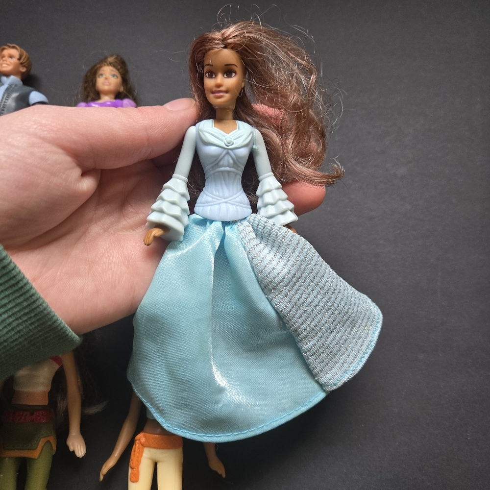 Mcdonald's Magic Of Pegasus 2005 & My Scene 2004 Barbie Dolls - Picture 5 of 7
